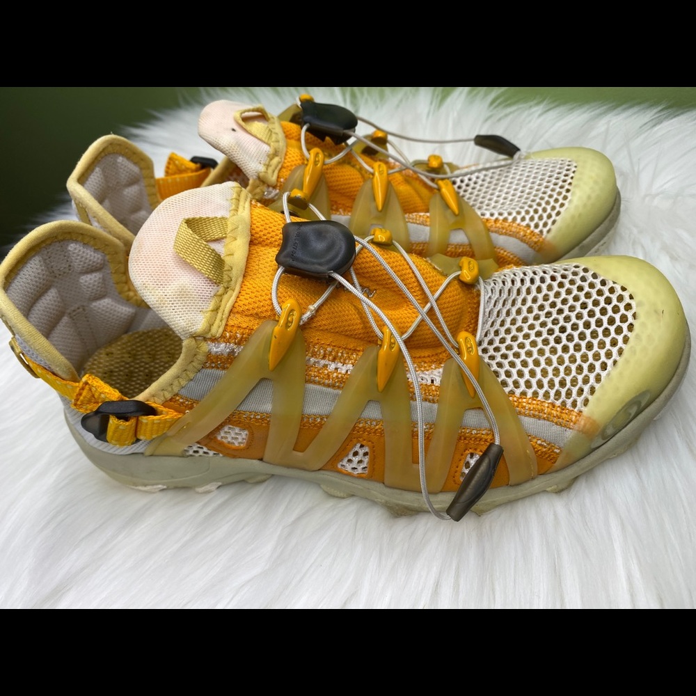 Salomon shoes
